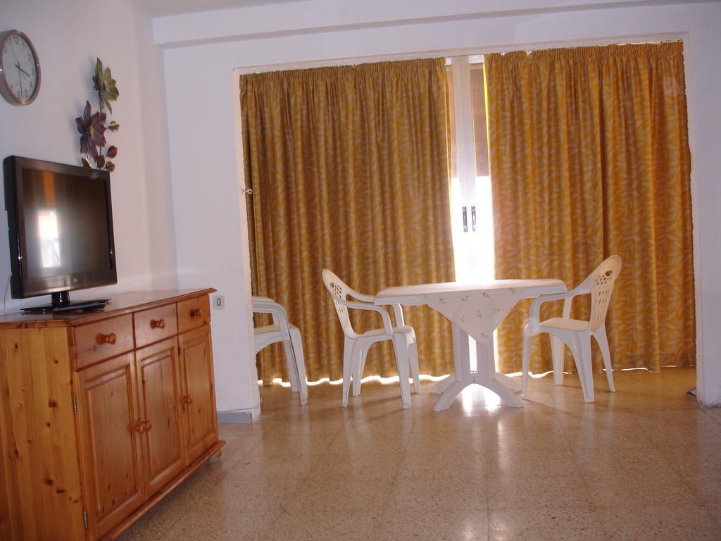 Bermudas Studio - Zand Properties بينايدورم المظهر الخارجي الصورة